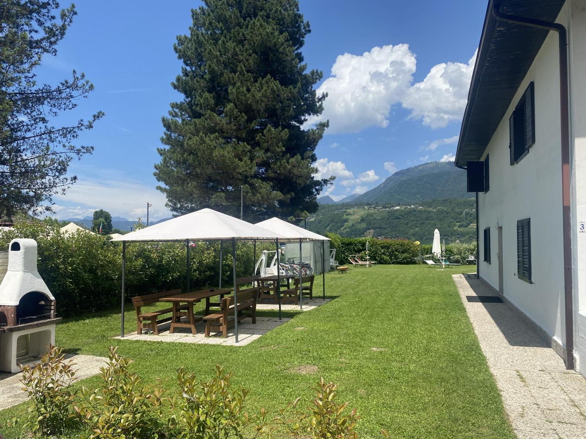 Fronte LagoResidencegarden, Moderno Appartamento Calceranica al Lago Exteriér fotografie